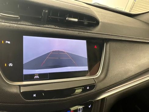 Used 2025 Cadillac XT5 Luxury FWD image 25