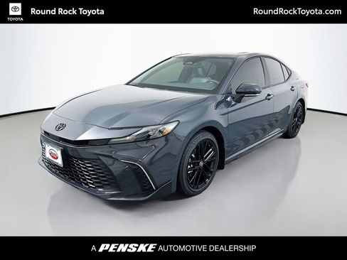 Used 2026 Toyota Camry SE w/ Convenience Package FWD image 1