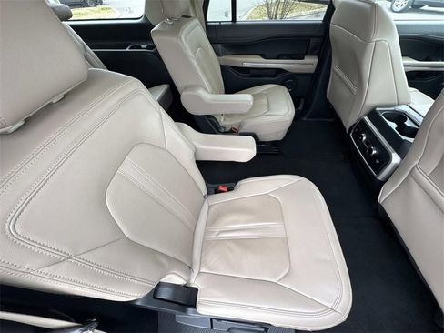 Used 2024 Ford Expedition Max Limited image 15