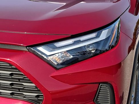 Certified 2025 Toyota RAV4 XLE w/ Convenience Package AWD/4WD image 9