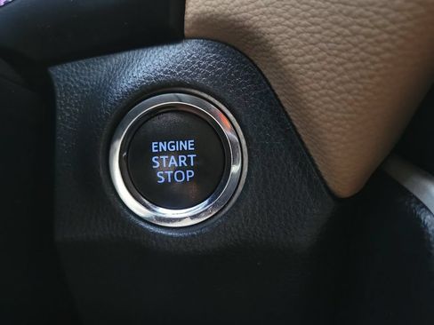 Certified 2020 Toyota RAV4 XLE FWD image 22