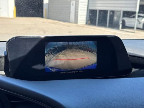 Used 2024 MAZDA MAZDA3 s image 21