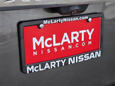 Used 2020 Ford Explorer XLT w/ Class III Trailer Tow Package image 13