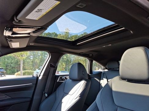 Used 2023 BMW i4 eDrive35 w/ Premium Package image 18