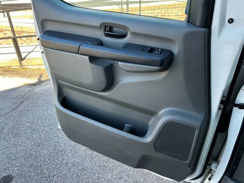 Used 2018 Nissan NV 3500 SV w/ Navigation Package image 26