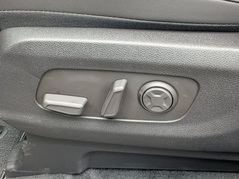 New 2027 Kia Carnival SX FWD image 23