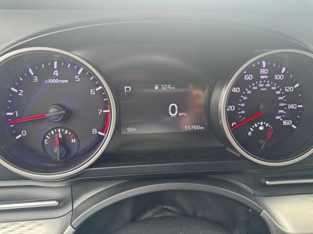 Used 2023 Kia Carnival LX FWD image 42