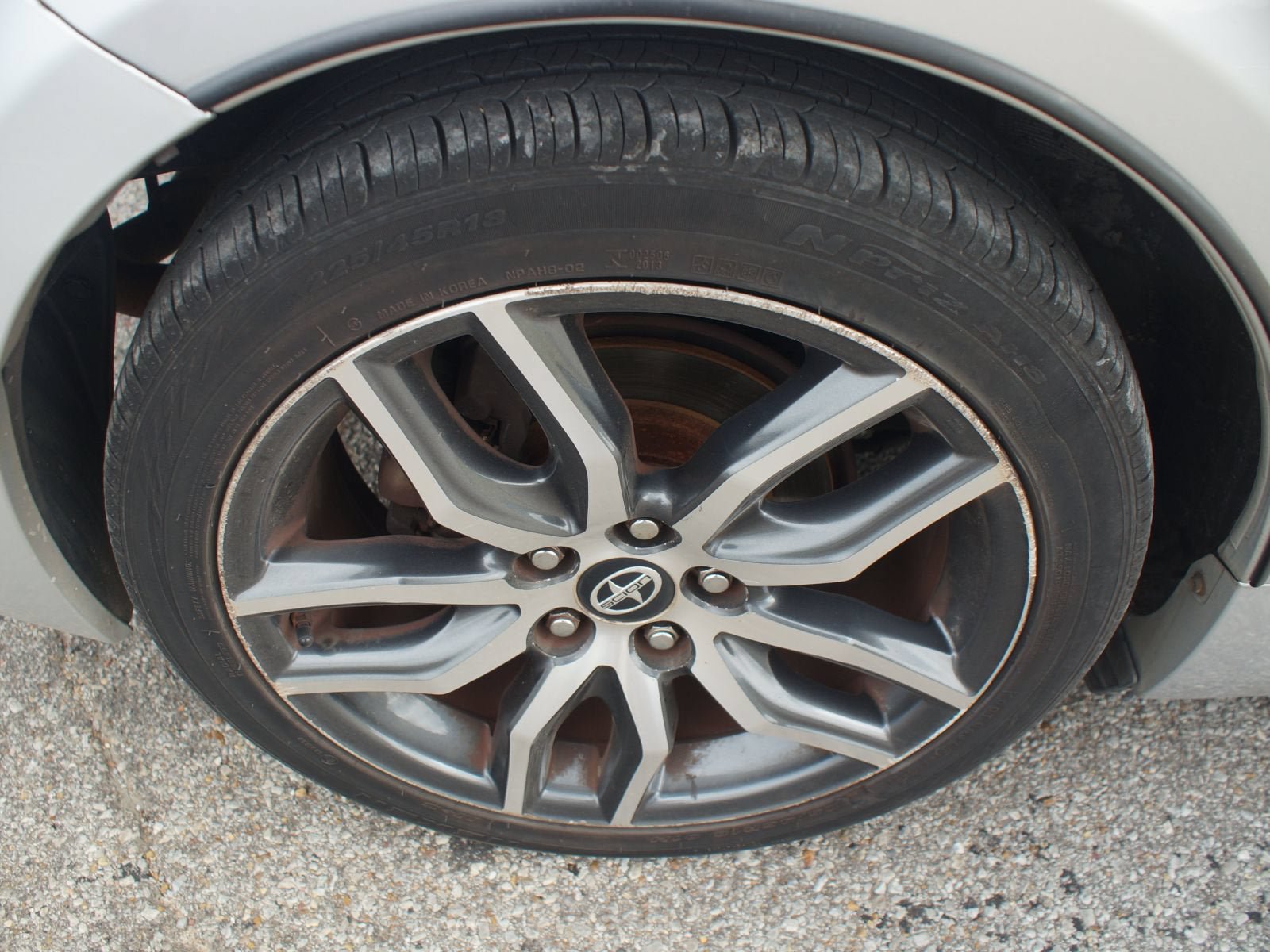 Used 2014 Scion tC FWD image 16