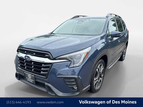 Used 2023 Subaru Ascent Limited image 1
