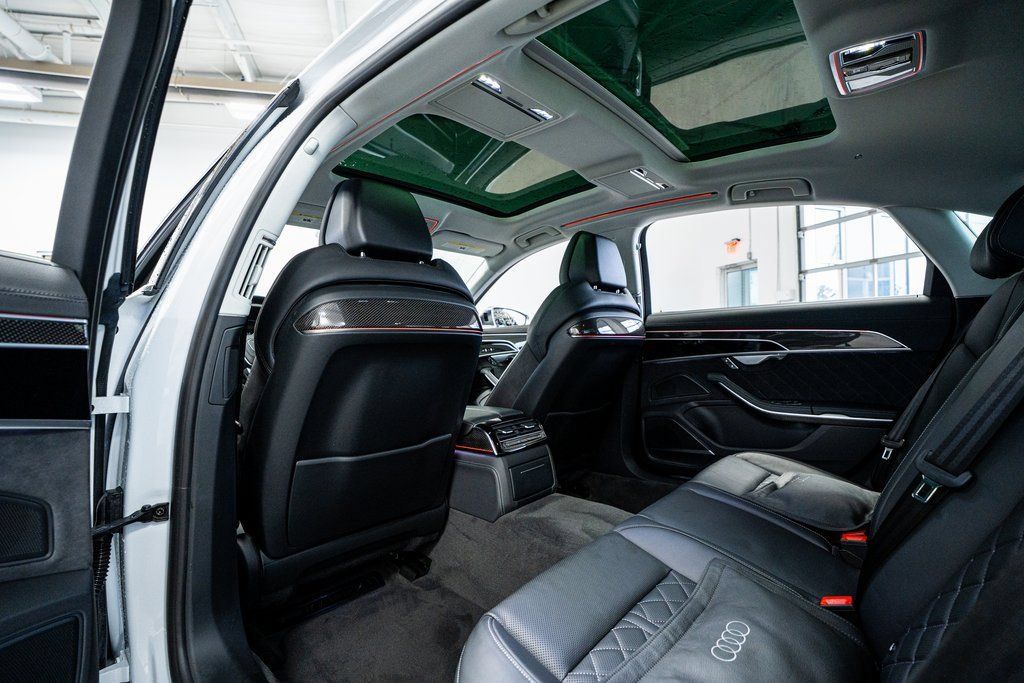 Used 2023 Audi S8 AWD/4WD image 52