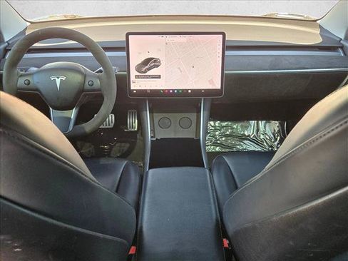 Used 2020 Tesla Model 3 Performance image 18