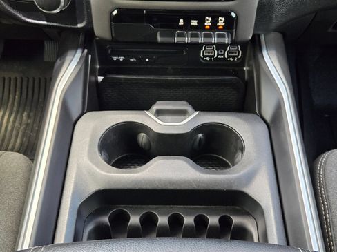 Used 2019 RAM 1500 Big Horn AWD/4WD image 19