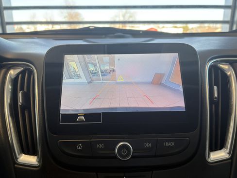 Used 2024 Chevrolet Malibu LT image 15