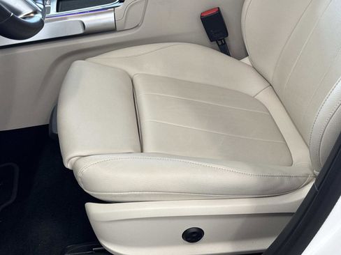 Certified 2024 Mercedes-Benz EQB 250+ image 12