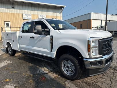 New 2026 Ford F250 XL w/ XL Chrome Package