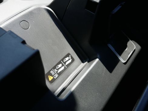 New 2026 GMC Sierra 1500 SLT w/ SLT Premium Plus Package AWD/4WD image 21