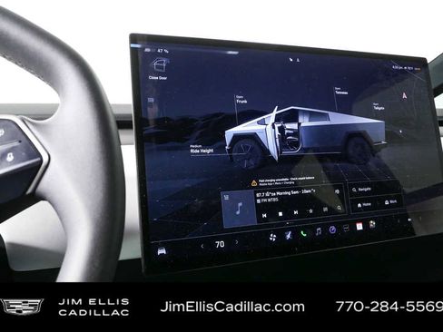Used 2024 Tesla Cybertruck AWD Crew Cab image 11