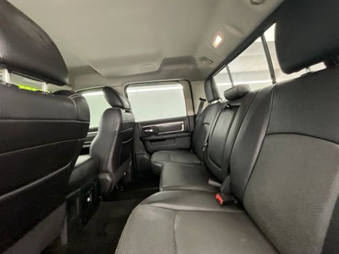 Used 2017 RAM 1500 Sport w/ Black Ram 1500 Sport Group image 7