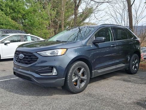 Used 2022 Ford Edge SEL w/ Sport Appearance Package image 3