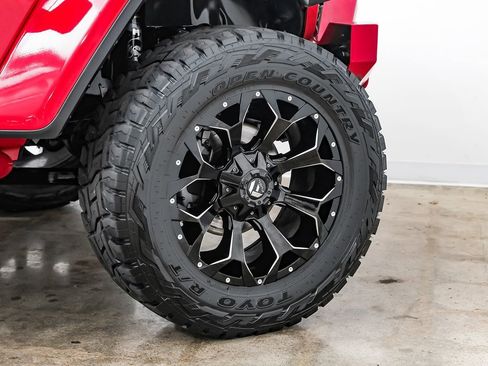 Used 2019 Jeep Wrangler Unlimited Rubicon AWD/4WD image 47