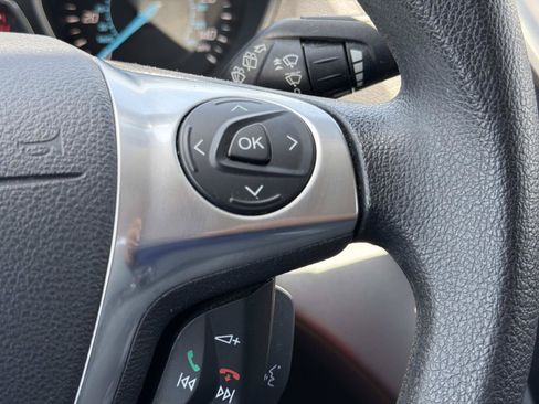 Used 2014 Ford Escape SE FWD image 18