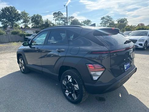 Used 2024 Hyundai Kona SEL w/ Convenience Package AWD/4WD image 8