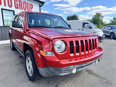 Used 2017 Jeep Patriot Sport FWD image 4
