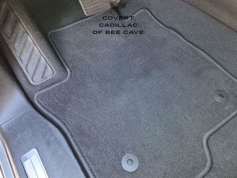 Used 2024 Chevrolet Suburban Premier image 22