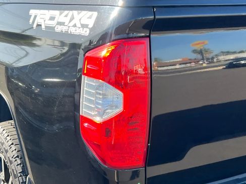 Used 2015 Toyota Tundra Limited w/ Limited Premium Package AWD/4WD image 20