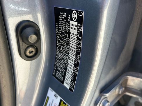Used 2022 Toyota Corolla LE FWD image 10