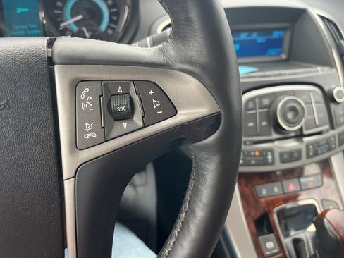 Used 2010 Buick LaCrosse CXL w/ Luxury Package image 10