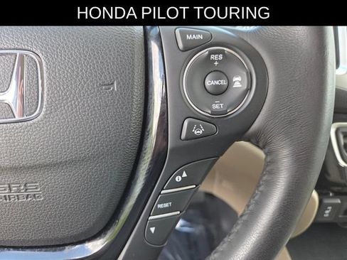 Used 2018 Honda Pilot Touring image 31