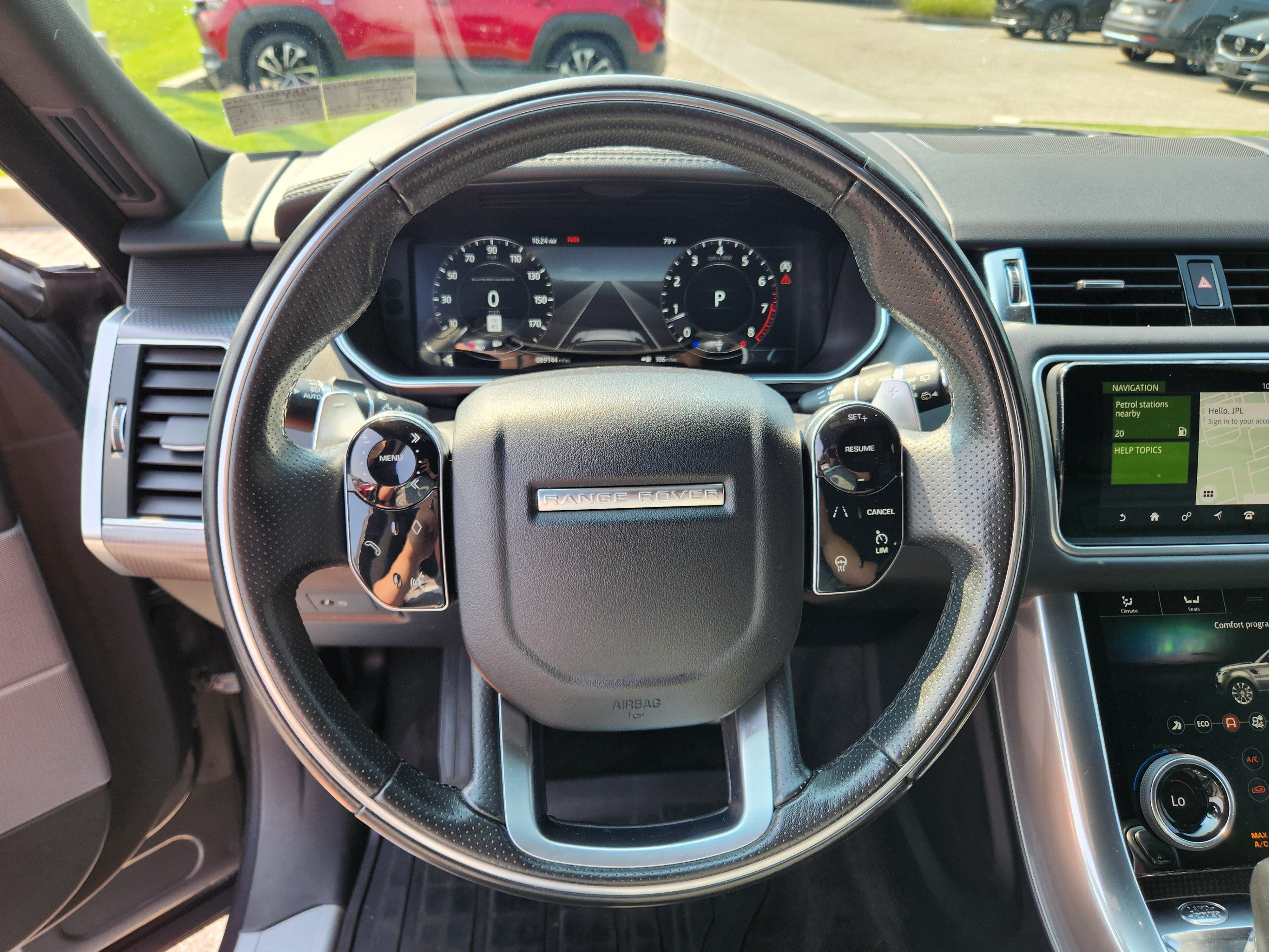Used 2018 Land Rover Range Rover Sport Supercharged AWD/4WD image 18