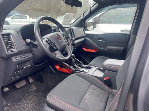 Used 2022 Nissan Frontier PRO-4X image 4