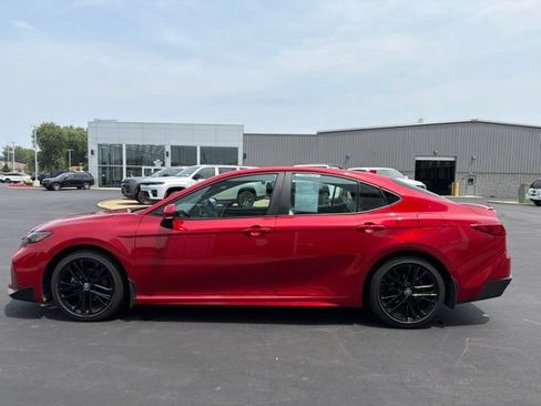 Certified 2025 Toyota Camry SE FWD image 2