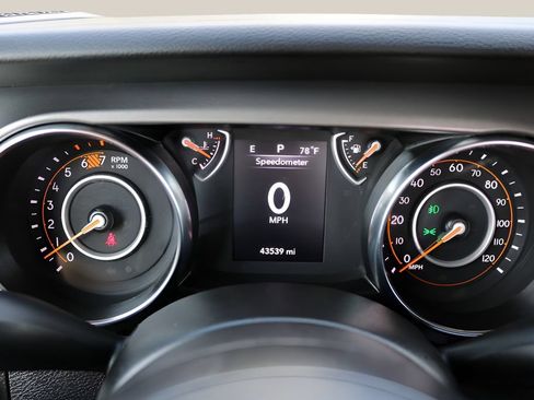 Used 2023 Jeep Wrangler Sport AWD/4WD image 24