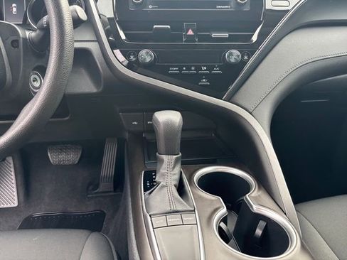 Used 2023 Toyota Camry LE image 11