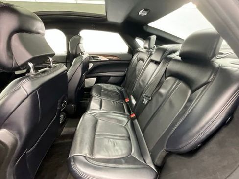 Used 2019 Lincoln MKZ Reserve w/ Luxury Package FWD image 8