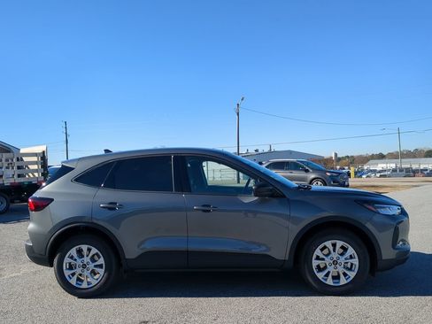 New 2026 Ford Escape Active image 2