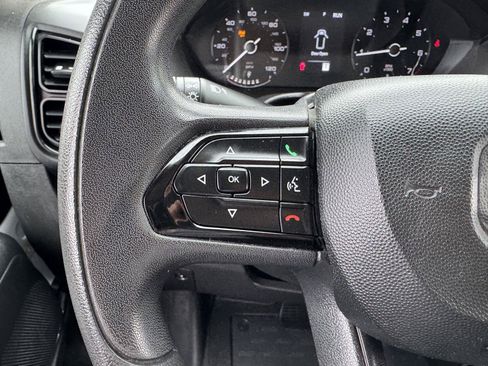 Used 2025 RAM ProMaster 2500 w/ Convenience Group FWD image 25