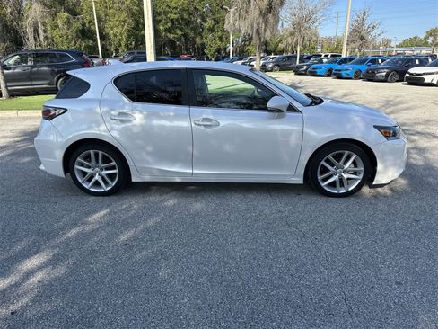 Used 2016 Lexus CT 200h image 7