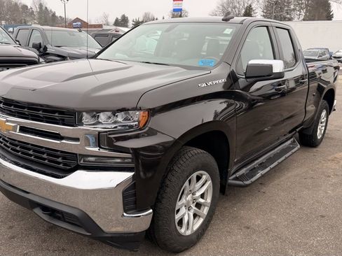 Used 2019 Chevrolet Silverado 1500 LT w/ All-Star Edition image 4