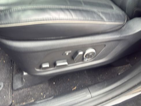 Used 2024 Hyundai Palisade Calligraphy image 11