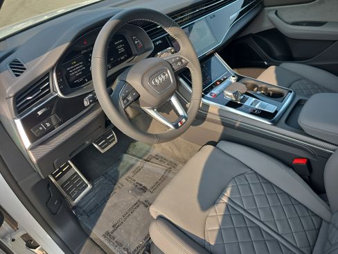 New 2025 Audi SQ8 Premium Plus image 16