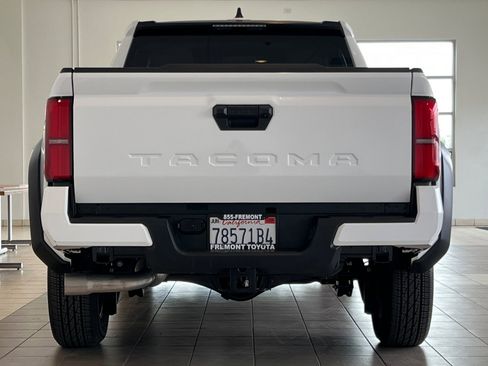 Certified 2024 Toyota Tacoma SR5 image 5