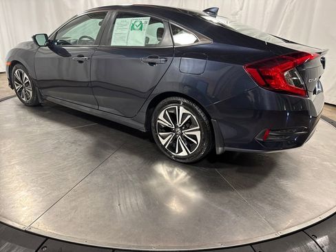 Certified 2017 Honda Civic EX-T image 7