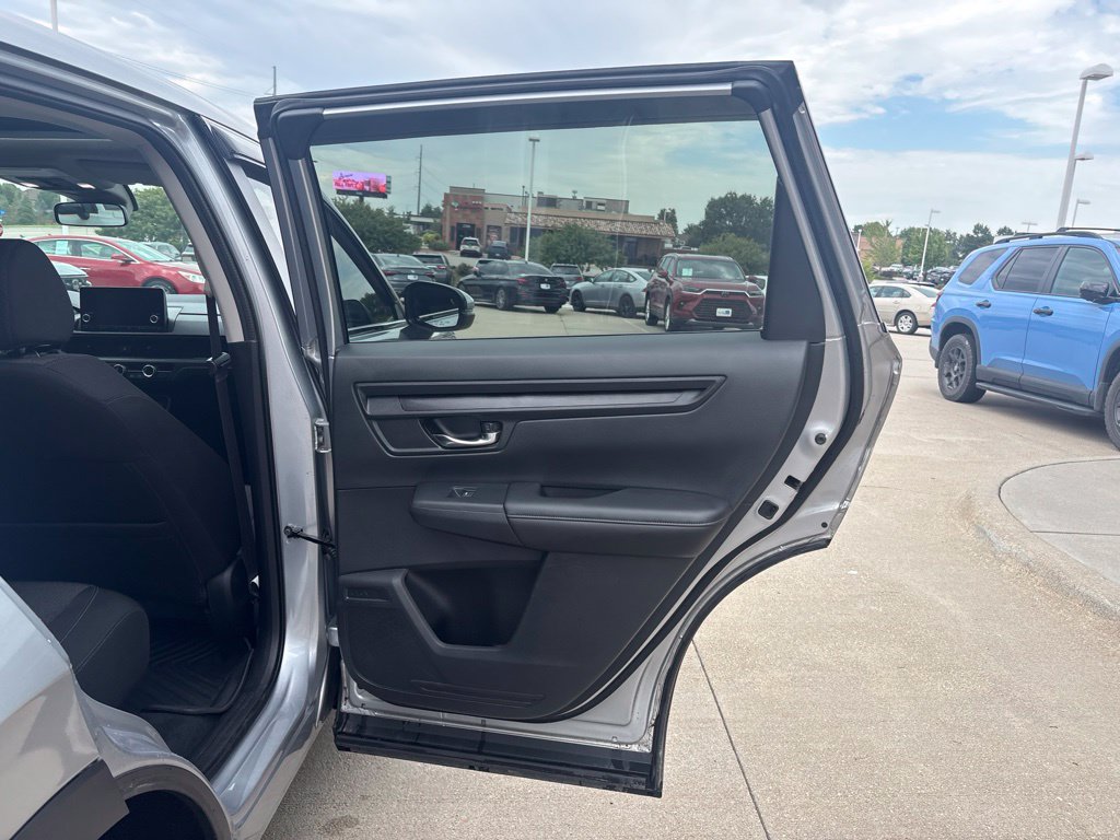 Certified 2025 Honda CR-V EX image 29