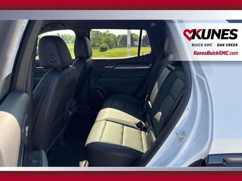 New 2026 GMC Terrain AT4 w/ Convenience Package III AWD/4WD image 24