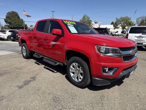 Used 2017 Chevrolet Colorado LT w/ LT Convenience Package image 11
