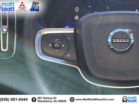 Used 2025 Volvo XC40 B5 Core image 20